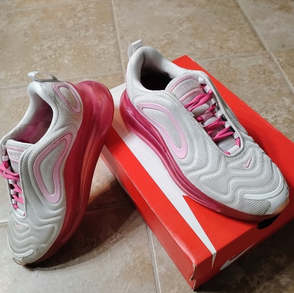 Nike Air Max 720 White/Pink 7.5W (6Y)